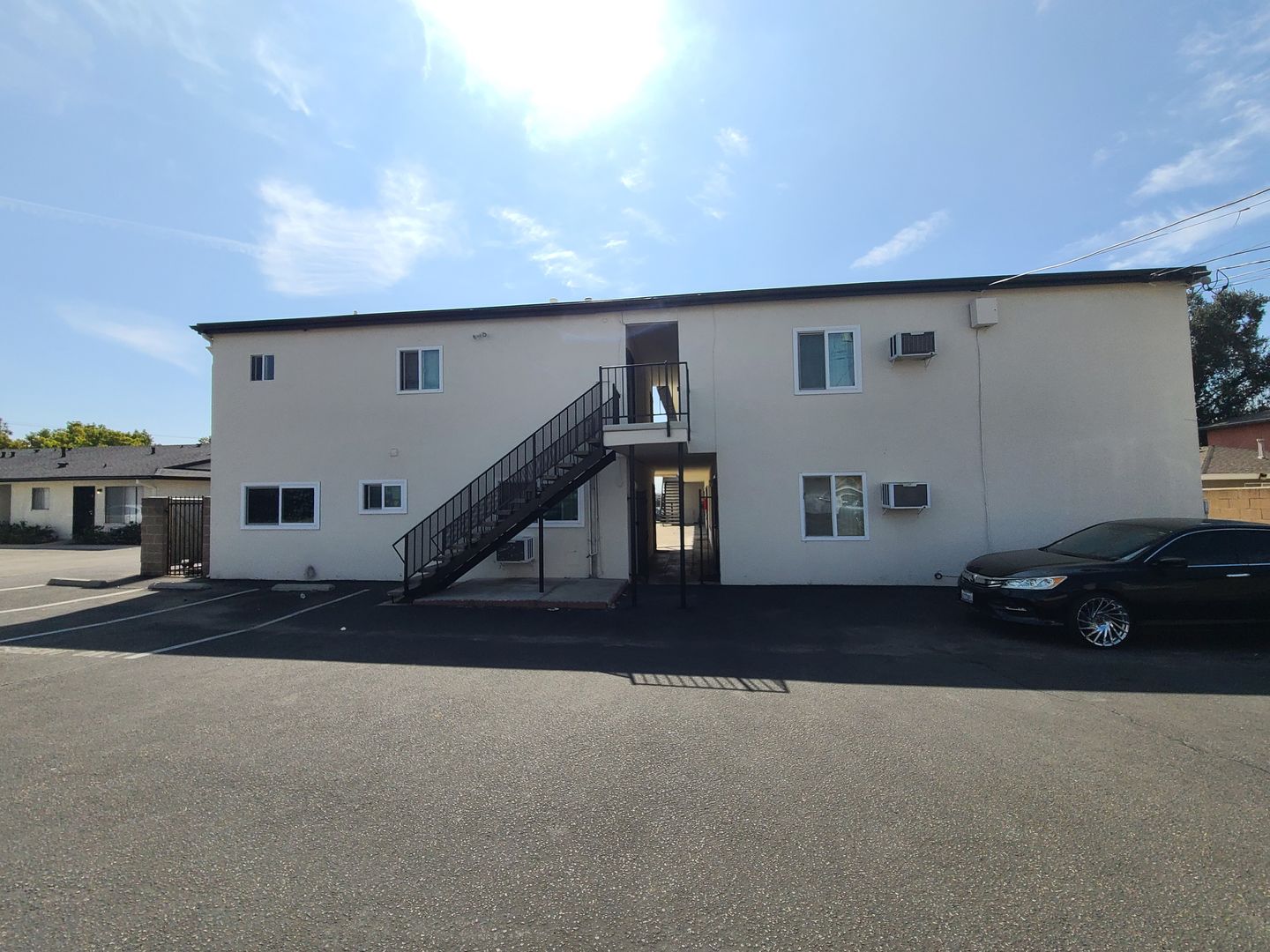 Ontario Apartment: 1248 Stoneridge Ct