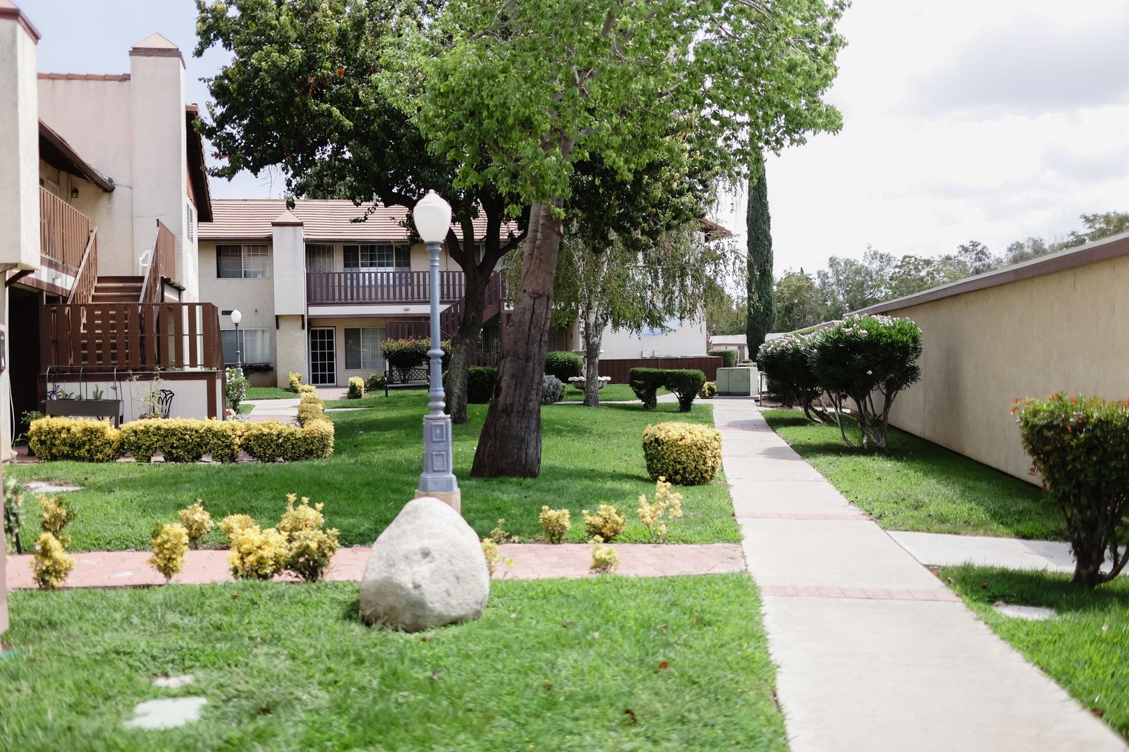 Banning House: 3880 W. Jacinto View Unit A
