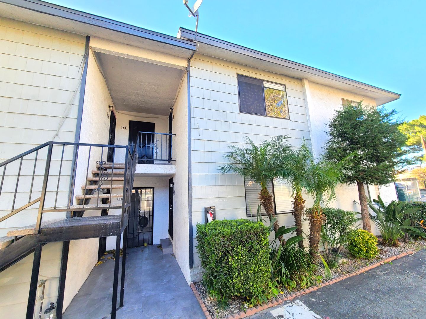 Banning Apartment: 3911 W. Ramsey St.