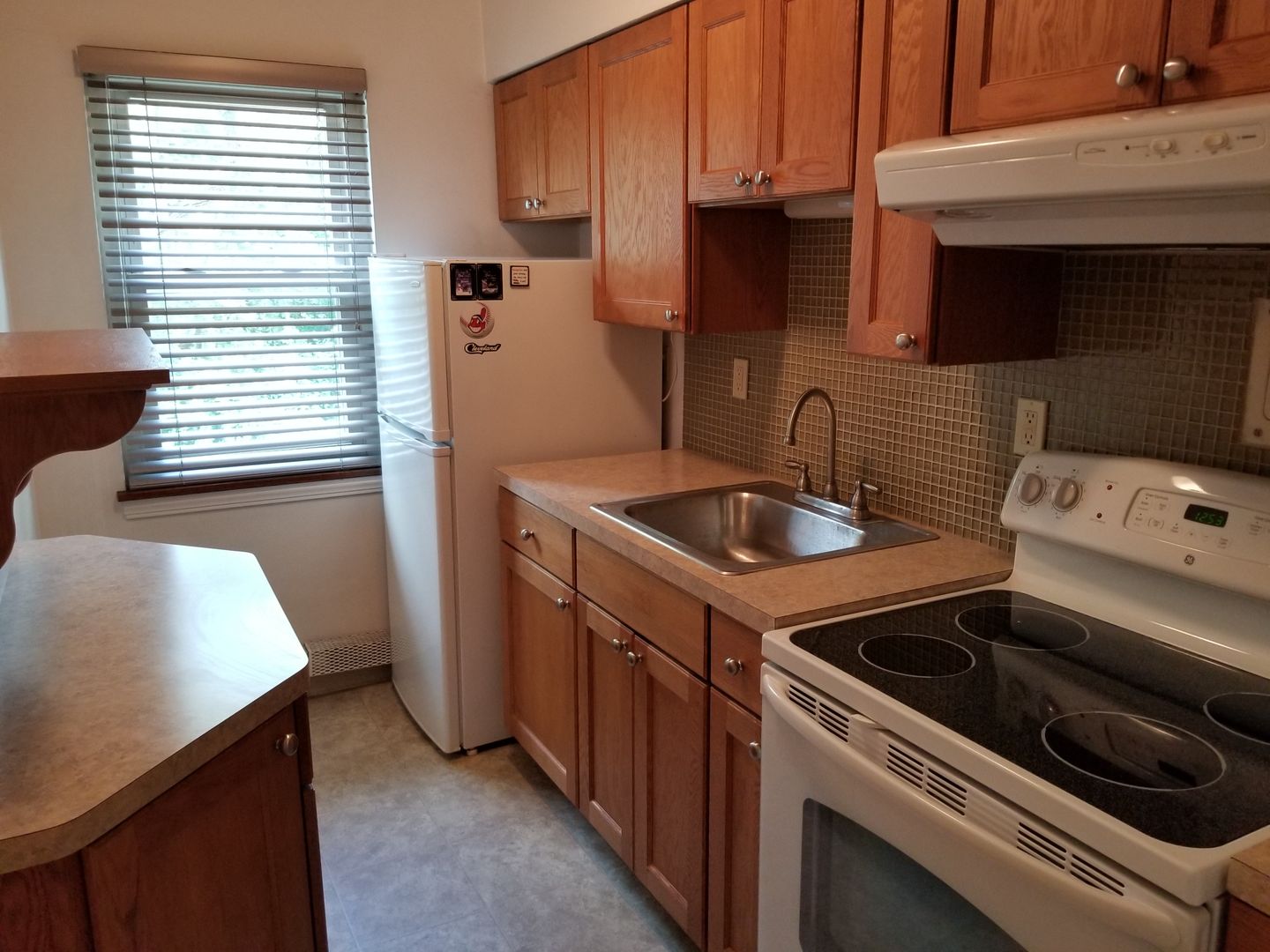 South Euclid House: 13769 Cedar Rd. Unit 307