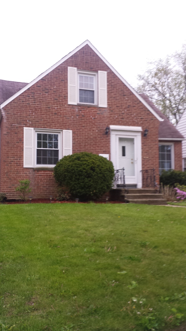 South Euclid House: 4206 Hinsdale Rd