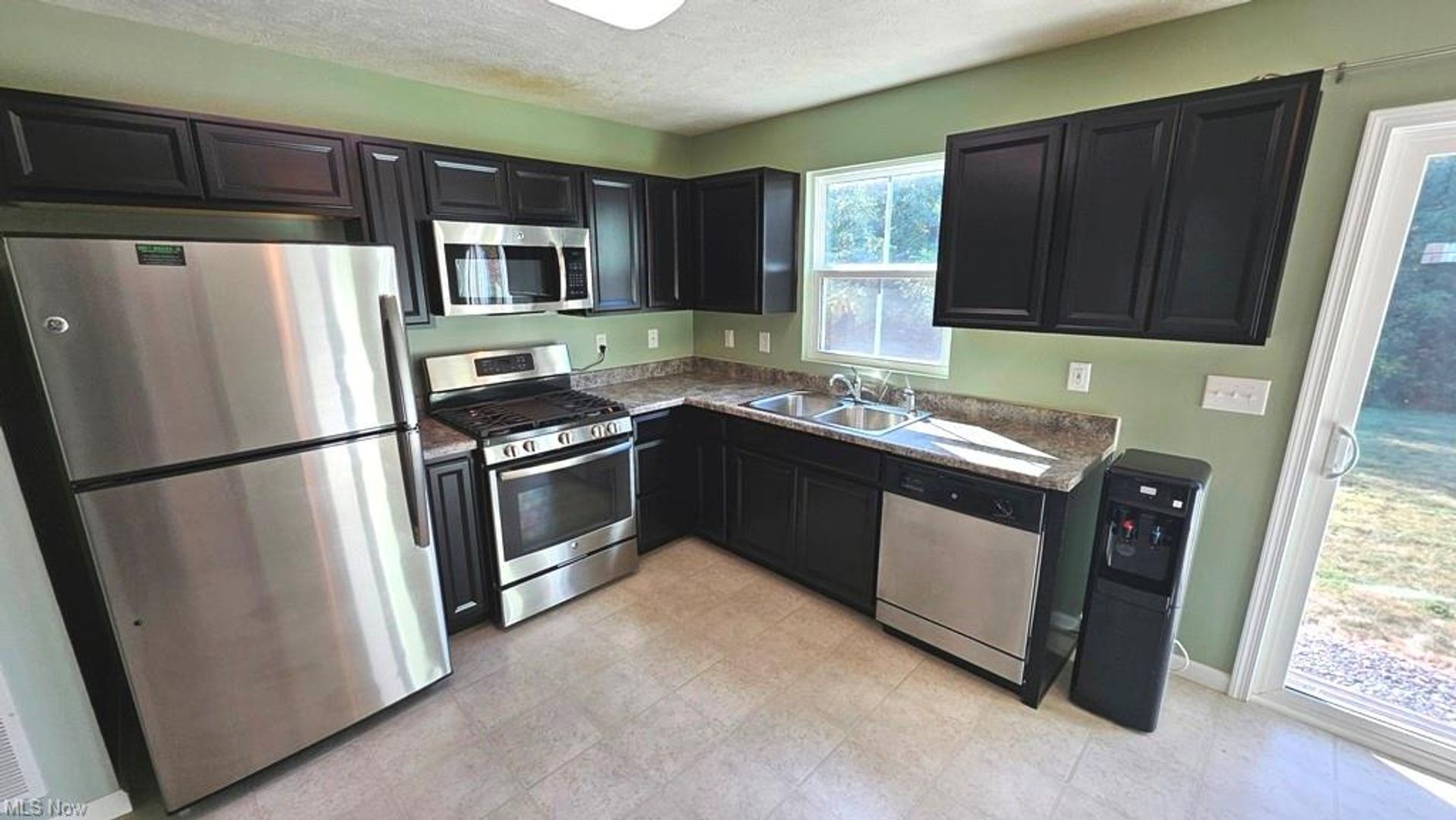 Reminderville House: 3320 Blossom Trail