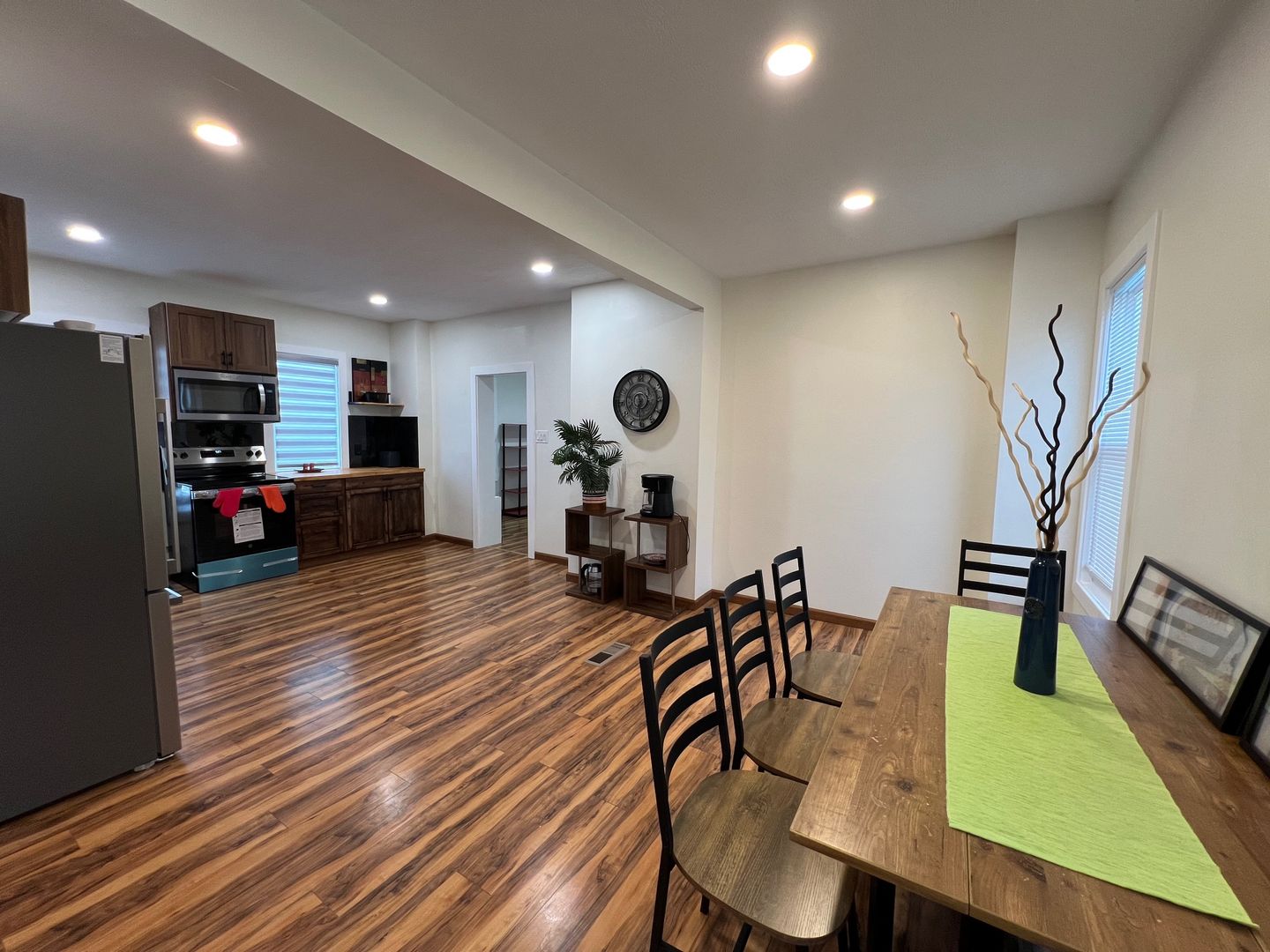 Cleveland House: 7515 Lawn Ave