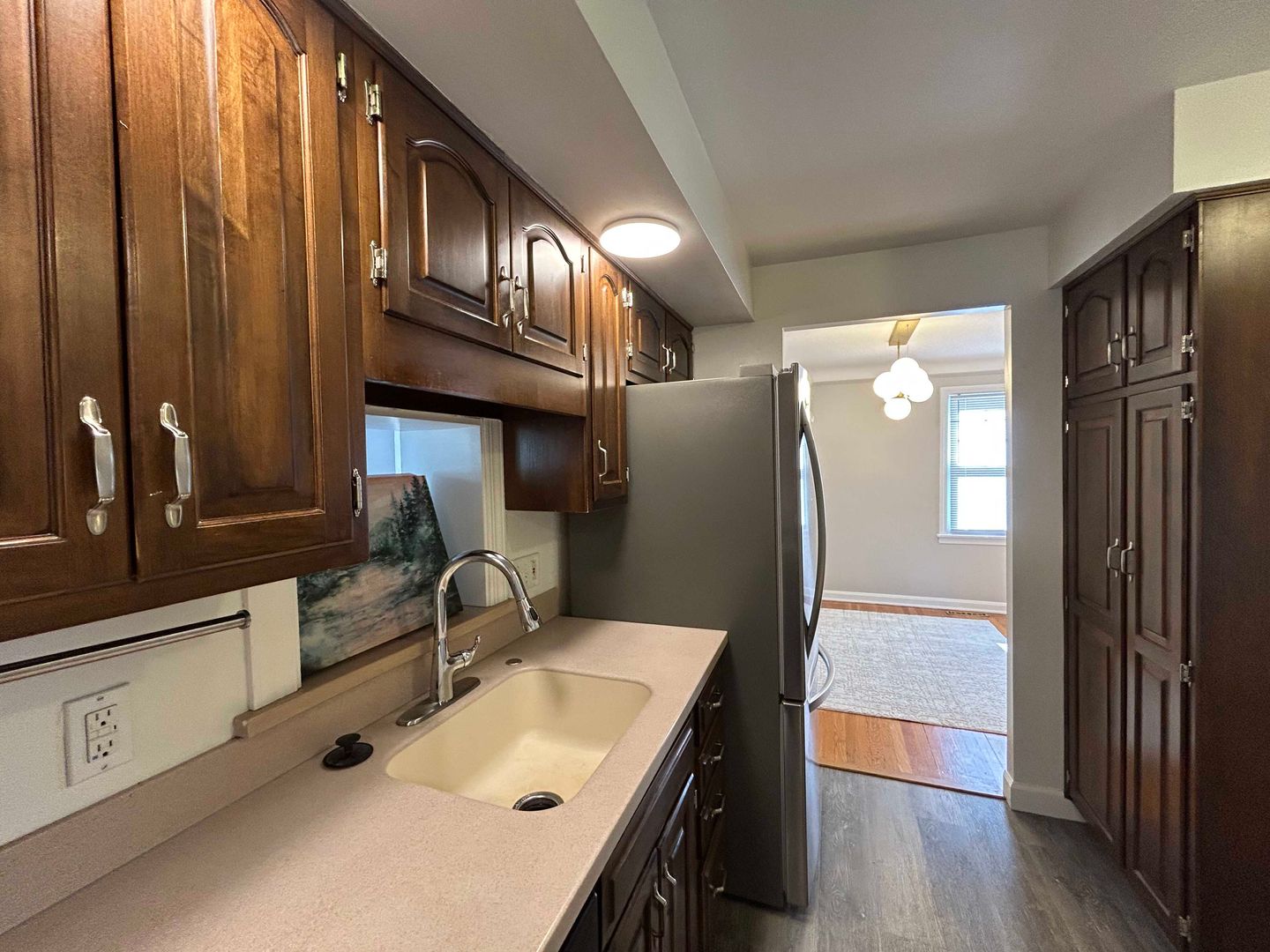 Lyndhurst House: 4854 Edsal Rd