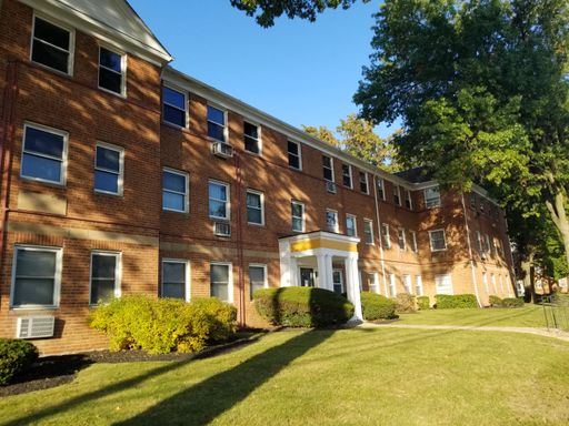 13789 Cedar Rd. Unit 300 – photo 1