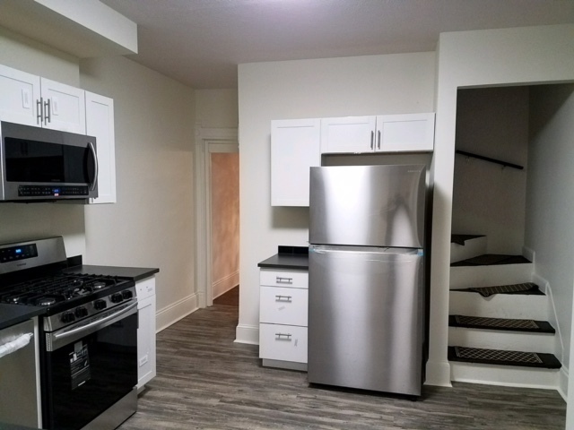 Cleveland Townhome: 1862 W 48th Street