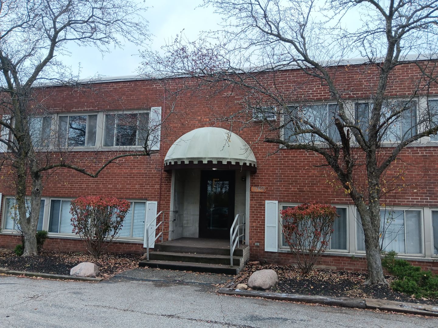 Solon House: 32850 Aurora Rd Unit 209