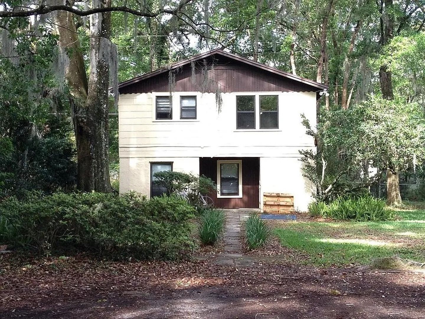 Gainesville House: 114 NW 24th Street Unit