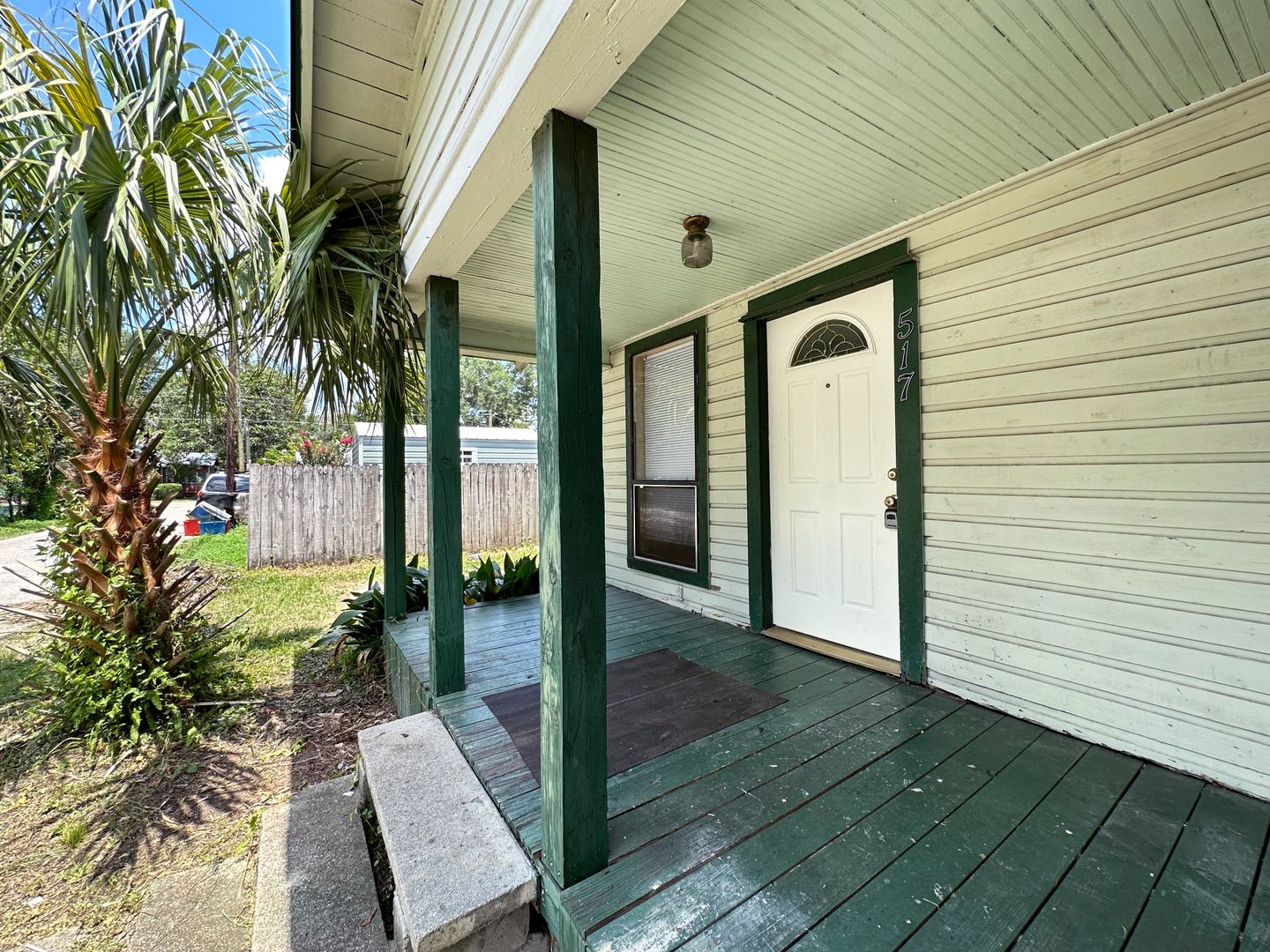 Gainesville House: 517 NW 7th Street