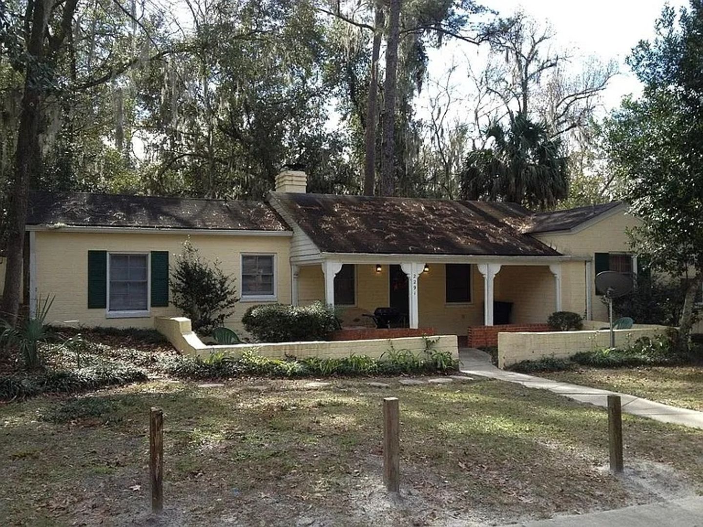 Gainesville House: 2291 West University Avenue