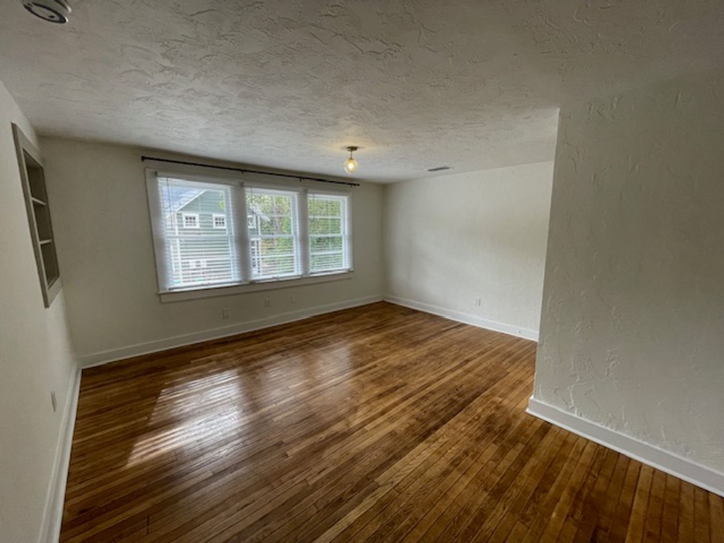 Gainesville House: 720 NE 4th Avenue