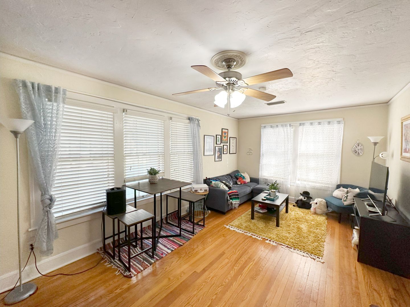 Gainesville House: 933 SW 5th Avenue