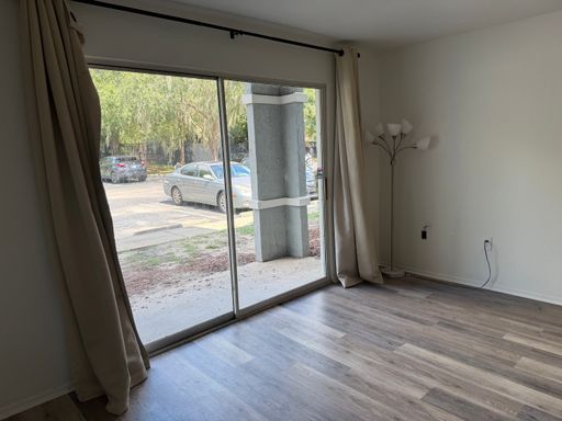 3 Bedroom, 3 Bathroom Condo In Windsor Park With Great Amenities **1 Month Free!** – photo 1