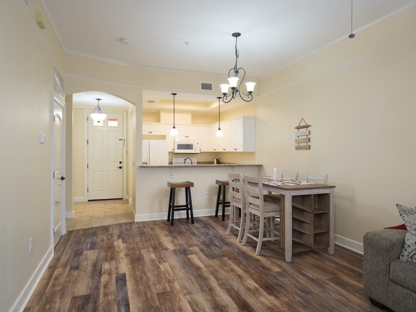 Gainesville House: 1320 NW 3rd Avenue