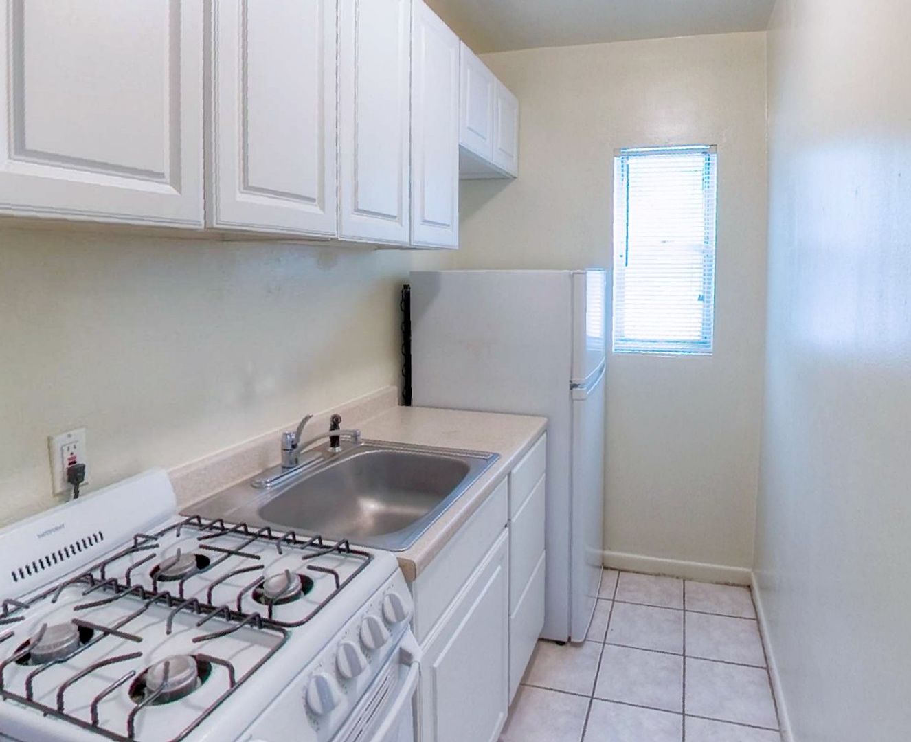 Gainesville Apartment: 1222 NW 8th Avenue