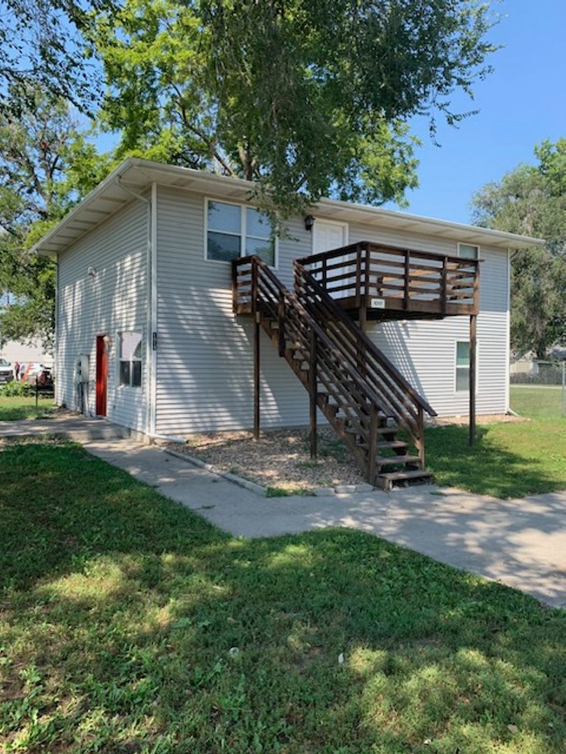 Lincoln Apartment: 1015 N 30