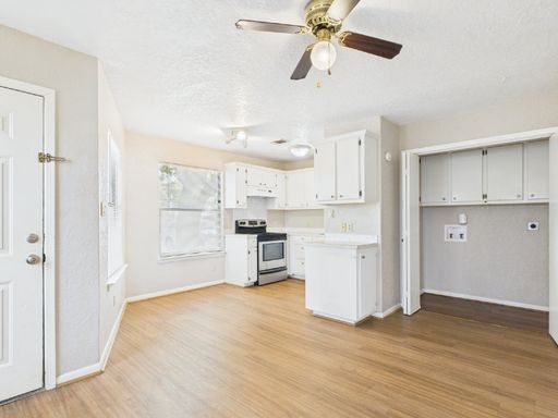 298 Friendship Ln. - 27, Fredericksburg, TX 78624