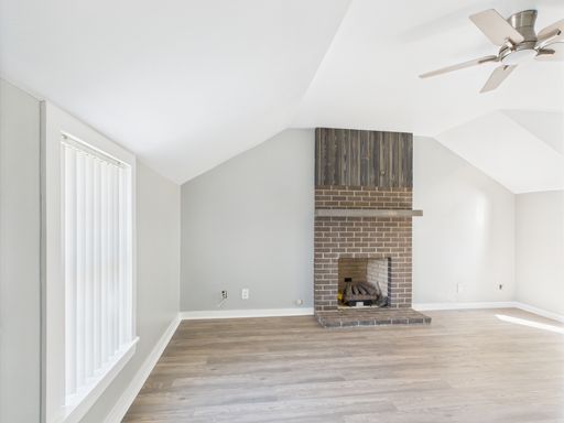 112 West Hackberry Street, Fredericksburg, TX 78624