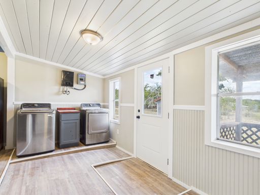 208 Myrtle Ave , Harper, TX 78631