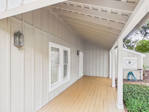 104 N Elk Street, Fredericksburg, TX 78624