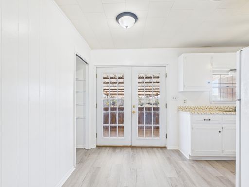 100 Northwest Drive - 17, Fredericksburg, TX 78624