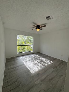 1601 Stoney Ridge Court, Unit 2, Marble Falls, TX 78654