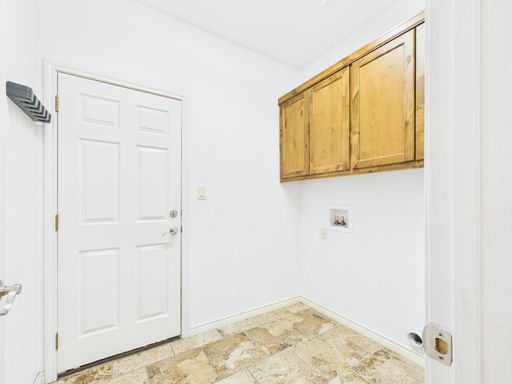 717 Darlington Drive, Fredericksburg, TX 78624