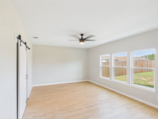 126 Feather Way , Fredericksburg, TX 78624