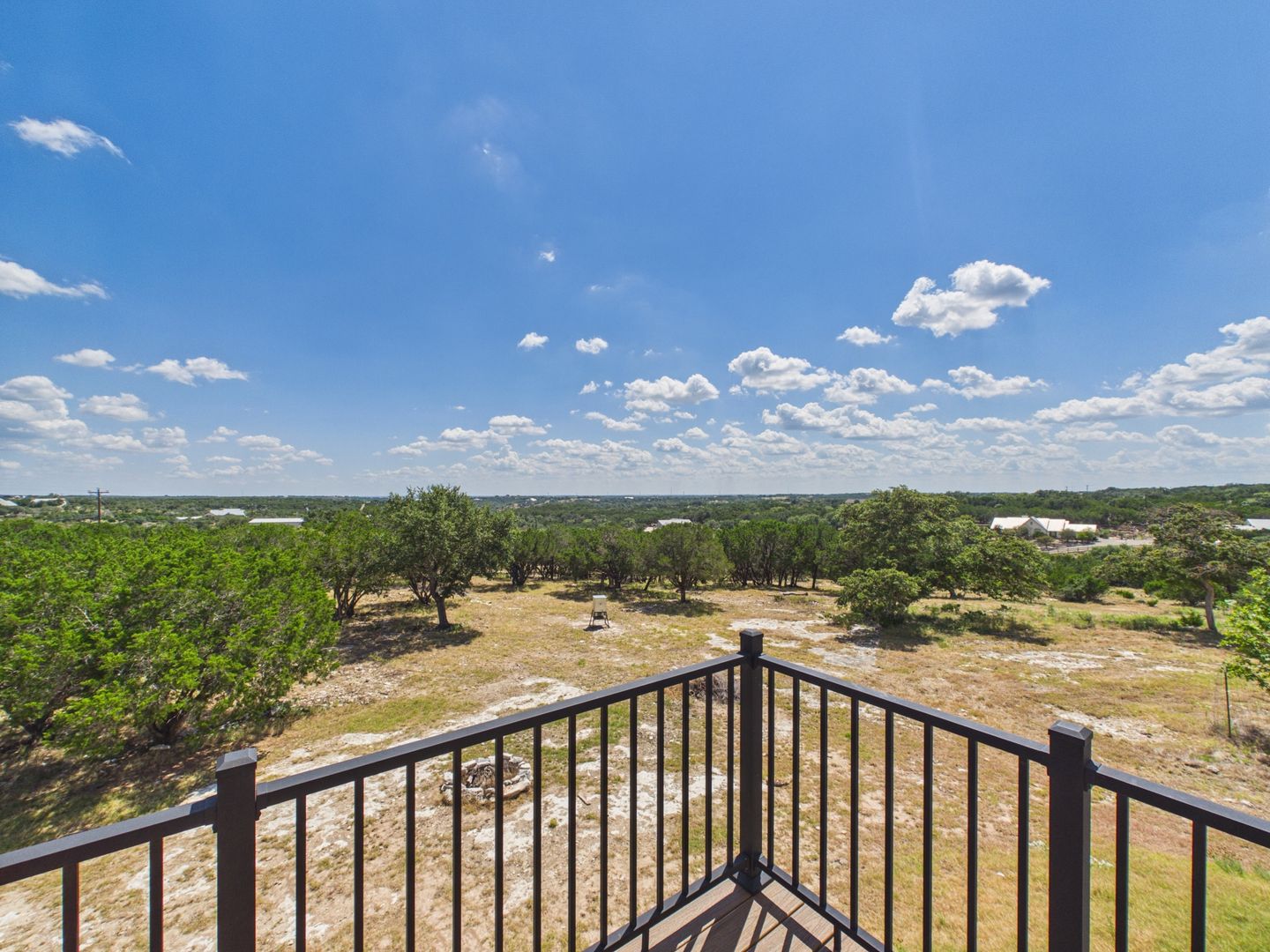 Kerrville House: 68 Lost Valley