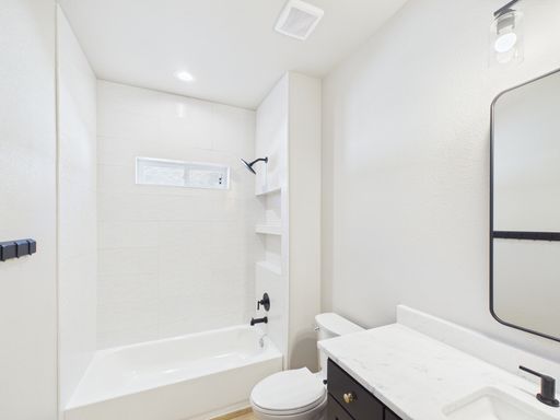 110 Parlin, Fredericksburg, TX 78624