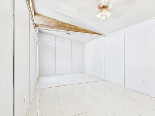 1209 E Main  , Fredericksburg, TX 78624