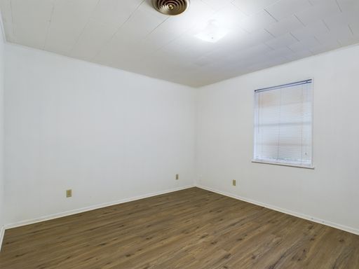 100 Northwest Drive - 19, Fredericksburg, TX 78624