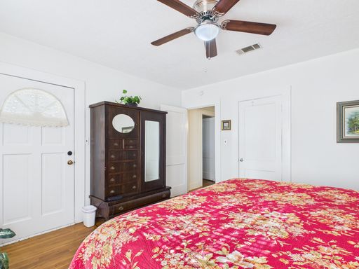 206 North Edison Street, Fredericksburg, TX 78624