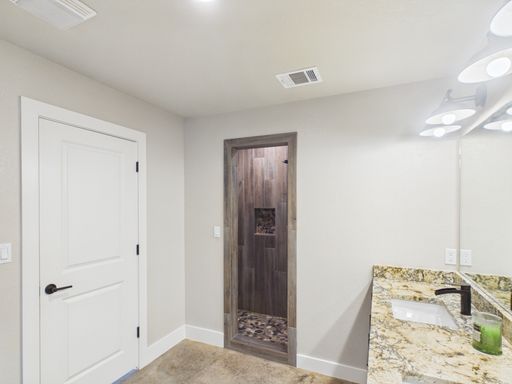 124 Feather Way , Fredericksburg, TX 78624