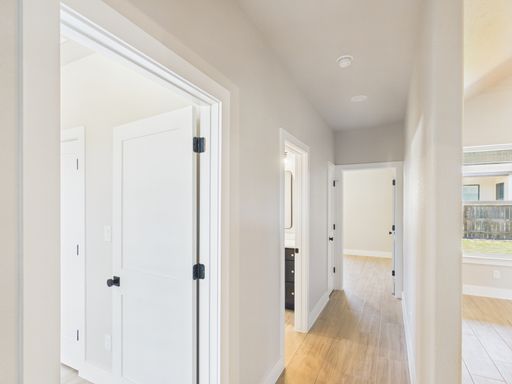 110 Parlin, Fredericksburg, TX 78624