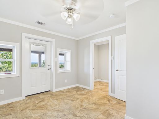 1016 LUCKENBACH-CAIN CITY RD, Fredericksburg, TX 78624