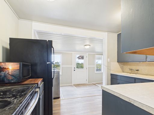 208 Myrtle Ave , Harper, TX 78631