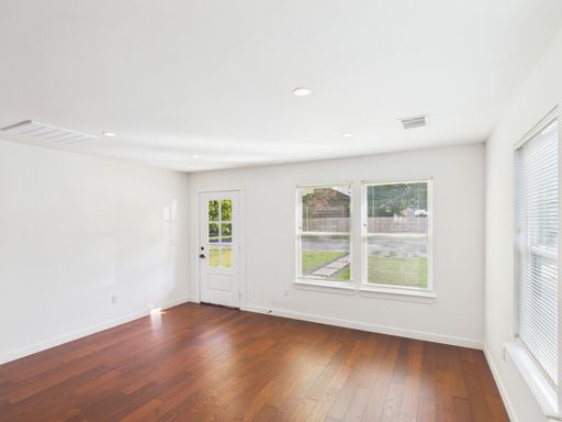 313 Fulton Street, Fredericksburg, TX 78624