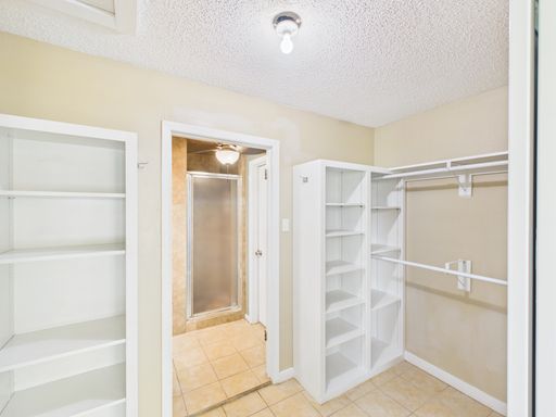 328 Glenmoor, Fredericksburg, TX 78624