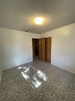 110 West Nimitz Street, Fredericksburg, TX 78624