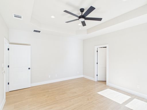 110 Parlin, Fredericksburg, TX 78624
