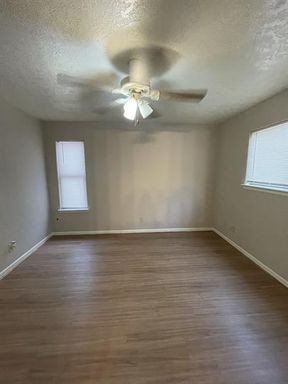 296 Friendship Ln. - 21, Fredericksburg, TX 78624