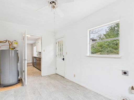 209 Forest Trail, Fredericksburg, TX 78624