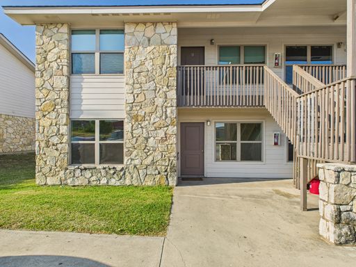 1604 9th Street, Unit B, Marble Falls, TX 78654