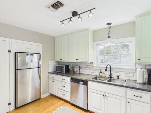510 S Olive , Fredericksburg, TX 78624