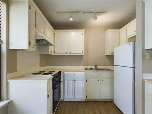 294 Friendship Ln. - 18, Fredericksburg, TX 78624
