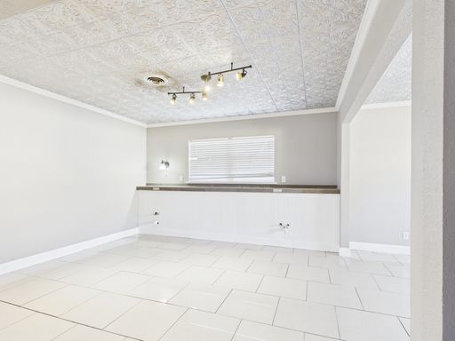 1209 E Main  , Fredericksburg, TX 78624