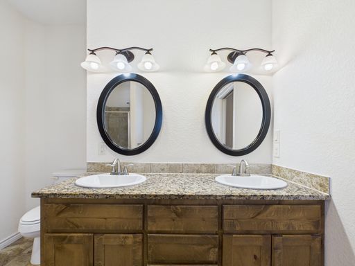 717 Darlington Drive, Fredericksburg, TX 78624