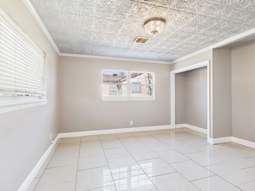 1209 E Main  , Fredericksburg, TX 78624