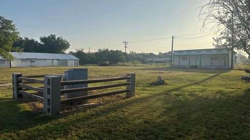 402 Ranch Road 1 - 402 Ranch Rd 1 , Stonewall, TX 78671